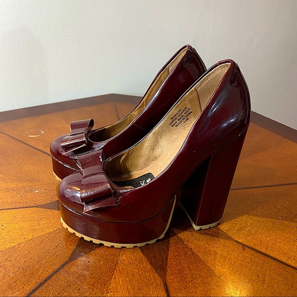 Jeffrey Campbell Madolen Platform Patent Heels